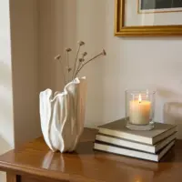 3_Lunaria___1x1_22b57e64-99d2-4d90-80c7-3b7537afa942